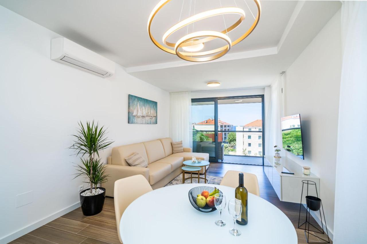 Apartments Zadro ดูบรอฟนิก ภายนอก รูปภาพ