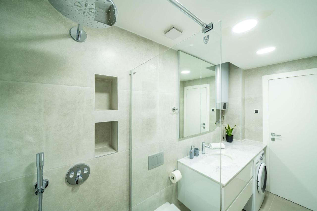 Apartments Zadro ดูบรอฟนิก ภายนอก รูปภาพ