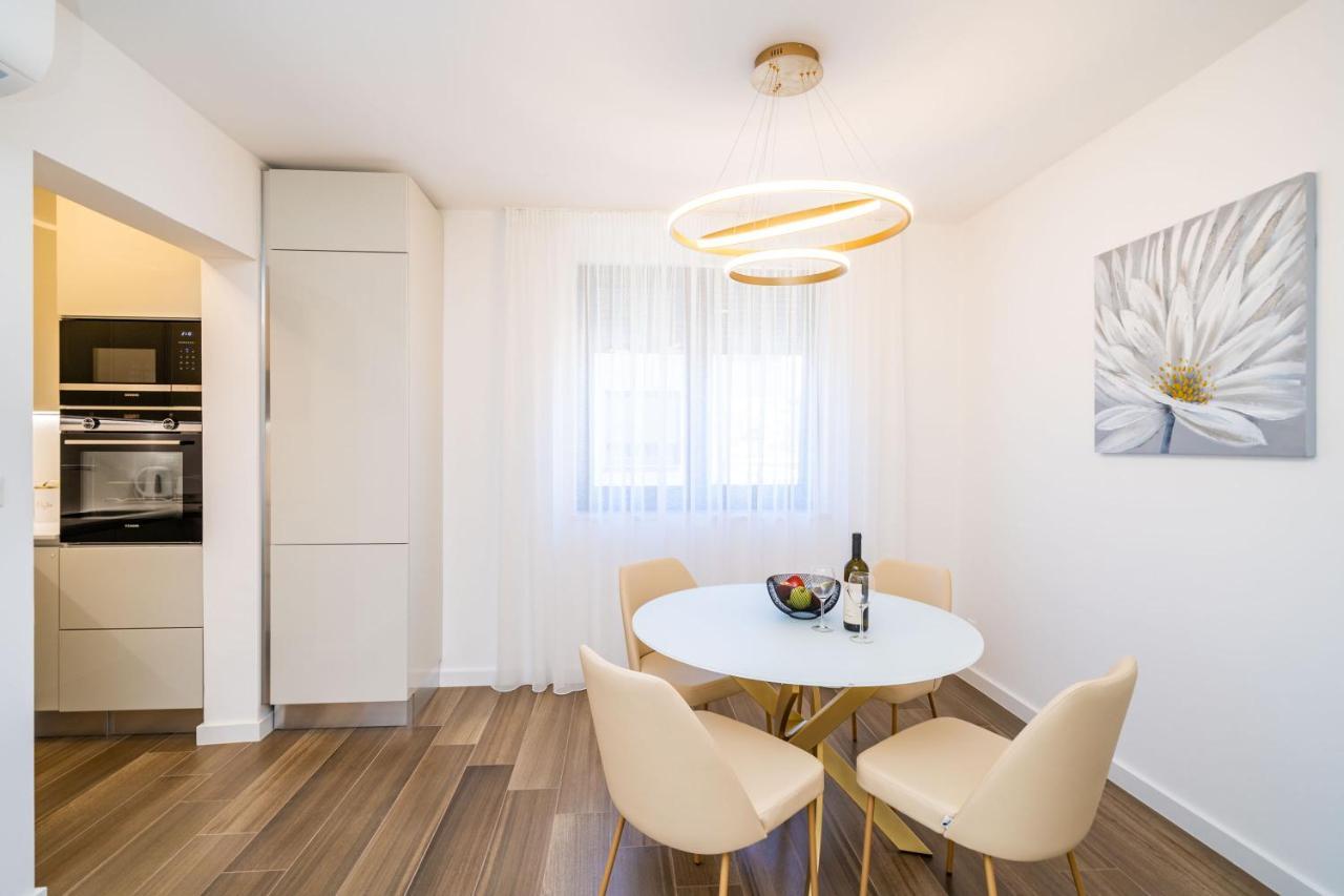 Apartments Zadro ดูบรอฟนิก ภายนอก รูปภาพ